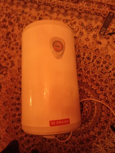 морозильное оборудование: Электрический накопительный водонагреватель FRESH - Тип: вертикальный