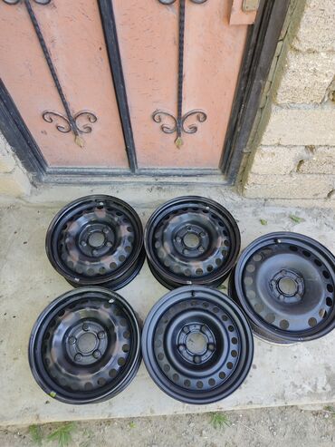masin disk: İşlənmiş Disk Mercedes-Benz R 15, 5 Boltlu