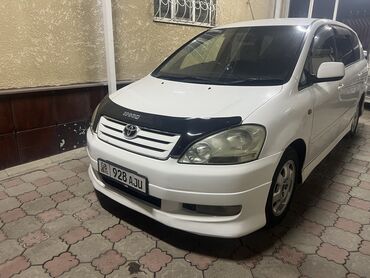 Toyota: Toyota Ipsum: 2003 г., 2.4 л, Автомат, Газ, Минивэн