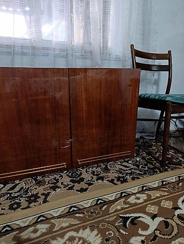 Мебель: Г.Токмок 1 шкаф для книг,посуды ц.1705 2 невысокой Шкаф ц — 9