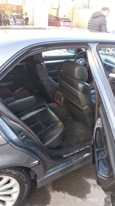 BMW: BMW 740: 4.4 l | 1998 il Sedan — 7