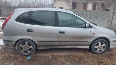 Nissan: Nissan Almera Tino: 2000 г., 2.2 л, Механика, Дизель, Минивэн