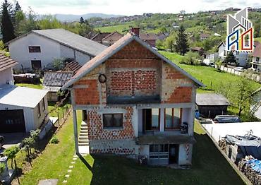 prodaja kuca vrbas: NA PRODAJU! Useljiva kuća u Radjevom selu kod Valjeva! Ukupna površina — 4