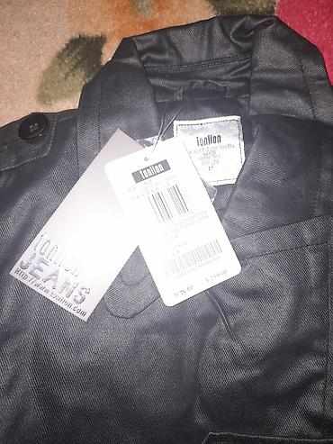 Ветровки: Актуально,без лишних вопросов.Продаются 4 куртки весна- осень,тонкие — 4