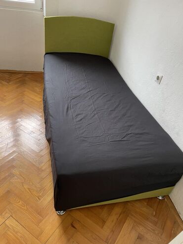 police za zid sa skrivenim nosačima: Single bed, color - Green