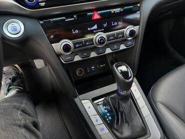 Hyundai: Hyundai Avante: 2019 г., 1.6 л, Вариатор, Бензин, Седан — 5