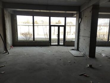 помещения для бизнеса: Сдаю Магазин, В жилом доме, 150 м² Не действующий, Без оборудования, Без ремонта, Вода, Канализация, Отопление, 1 линия