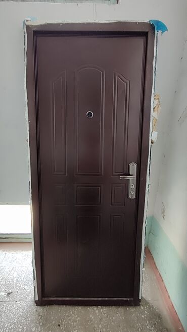 двери входные бронированые: Входная дверь, цвет - Черный, Б/у, Бесплатная доставка