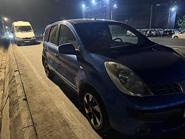 Nissan: Nissan Note: 2006 г., 1.6 л, Механика, Бензин, Хэтчбэк — 2