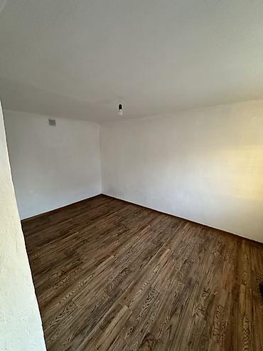 2 bedroom: Кара Жыгач ж/м Сдается 2х ком дом с хозяином Этаж: 1 из 1 С — 1