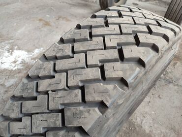 Шины: Продаю грузовые колеса шины б/у Камеры грузовые универсальные — 9