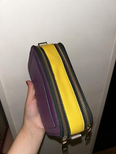 bts canta: Çiyin çantası – mini “camera bag” formatı - Rəng: bənövşəyi ön hissə — 6