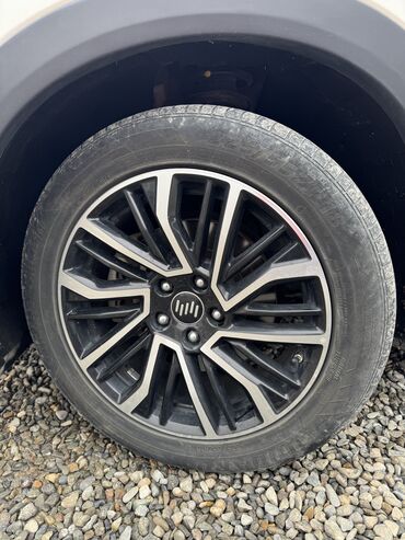 Другой электротранспорт: Электромобиль (кроссовер), белый цвет кузова. Основные особенности: - — 8