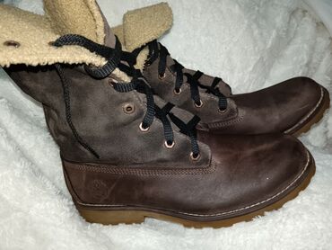 snale za pundju: Gležnjače, Timberland, 39