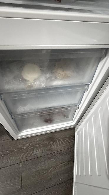 холодильник бгу: Холодильник Beko, серебристый, с нижней морозильной камерой. Основные — 3