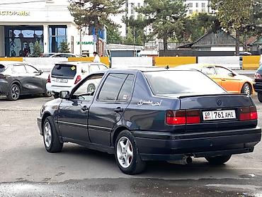 wolksvagen: Volkswagen Vento: 1992 г., 1.8 л, Механика, Бензин, Седан — 9