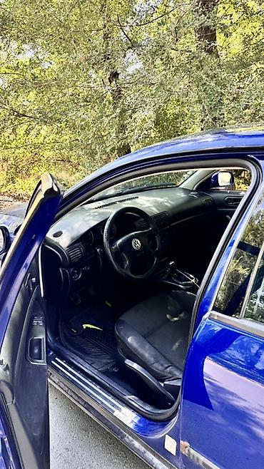 pass: Volkswagen Passat: 2000 г., Седан — 4