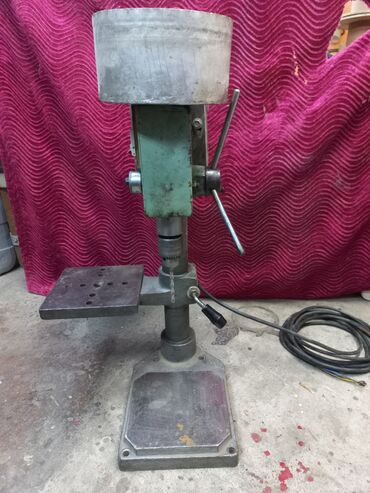 Токарные станки: Продаю Сверлильный станок .дв 3 ф.цена 6. 500 с — 3