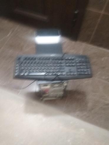 dvd manitor: Acer Aspire M5100 masaüstü kompüter sistemi. Korpusun ön hissəsində — 3