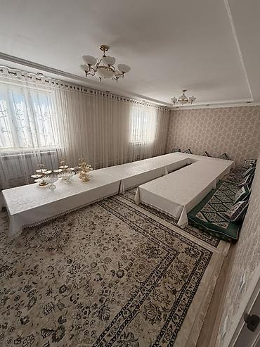 Продажа коттеджей и домов: Продается жилой дом с участком. - Дом капитальный, 1,5–2 этажа, фасад — 12