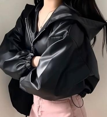 кожаная куртка оверсайз: Кожаная куртка . оверсайз. размер S /M. новая — 1