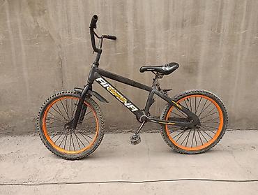 мото фила: BMX-велосипед Fly Racing (надписи на раме). - Тип: BMX/фристайл. - — 1