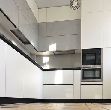 Sifarişlə mətbəx mebeli: Sifarişlə mətbəx dəsti, Özü çəkən petlələr, Mat laminat, Kredit var, Pulsuz çatdırılma, Rayonlara çatdırılma — 15