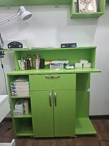 Salon masaları: Salon üçün yaşıl rəngli iş stolu/şkaf - Material: laminat/LDSP tipli — 1