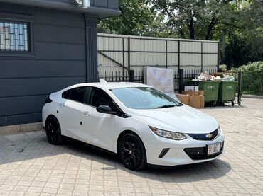 Chevrolet: Chevrolet Volt: 2017 г., 1.5 л, Вариатор, Гибрид, Хэтчбэк — 3