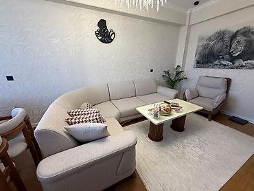 kopek: Künc divan, İşlənmiş — 1