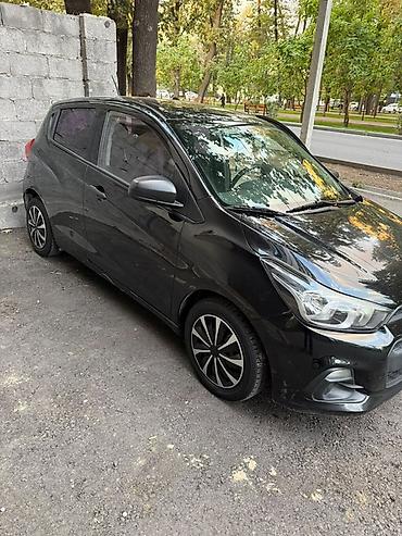 бёрн машина: Chevrolet Spark: 2020 г., 1 л, Автомат, Бензин, Хэтчбэк — 2