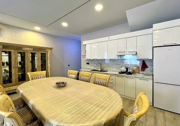 Günlük kirayə evlər: 240 kv. m, 5 otaqlı, Qaz, Su, İnternet — 8