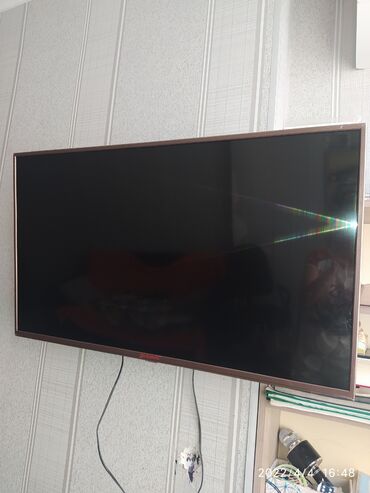 запчасти на хонда срв в Азербайджан | Honda: Телевизор на запчасти . Экран сломан. 101 экран . 43 диагональ . смарт