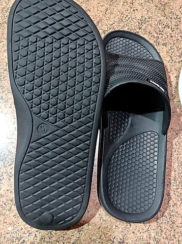 Кроссовки и спортивная обувь: Обувь размер 41-42 — 5