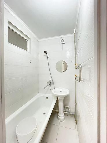 Продажа квартир: 1 комната, 35 м², Индивидуалка, 3 этаж, Евроремонт — 6