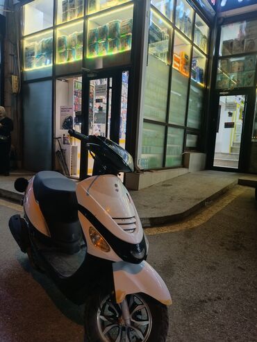 Mopedlər,skuterlər: Tecili satiram savxoz ramanni butun senetleri var catasi var cox — 6