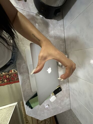 macbook pro core i7: Ноутбук, Apple, 16 ГБ ОЗУ, Intel Core i7, 15.4 ", Для работы, учебы, память SSD