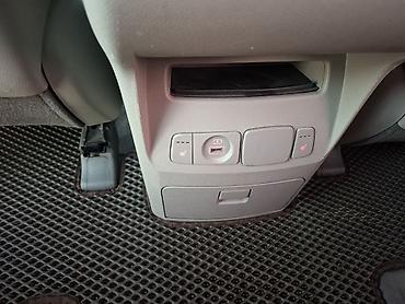 Kia: Kia Carnival: 2019 г., 2.2 л, Автомат, Дизель, Минивэн — 9