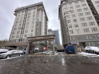 сдаётся комната гост типа чолпонатинская собственник: 3 бөлмө, 135 кв. м, Элитка, 6 кабат, Евроремонт