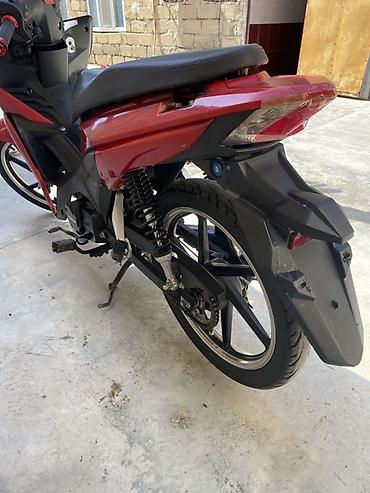 Mopedlər,skuterlər: Sport üslubunda şəhər motosikleti/skuter - Rəng: qırmızı-qara — 4