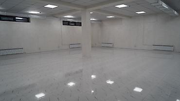 Аренда помещений свободного назначения: Сдается коммерческое помещение площадью 150 кв. м в современном — 10