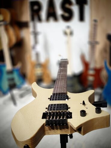 Elektro gitaralar: Elektron gitara, 6 sim, Yeni, Ünvandan götürmə — 5