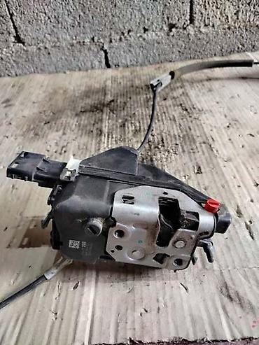 Car Locks: BRAVA ZADNJA DESNA ZA PEUGEOT 5008 OD 2009. DO 2016. GOD. | Brava — 1