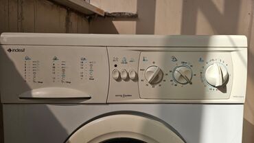 сьиральная машина: Кир жуучу машина Indesit, Колдонулган, Автомат, 6 кг чейин, Толук өлчөм