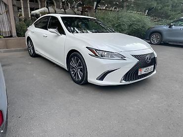 Lexus ES: 2019 г., Вариатор, Гибрид, Седан
