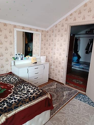 Продажа коттеджей и домов: Продам хороший добротный дом в хорошие руки,участок 5сотых, фактически — 19