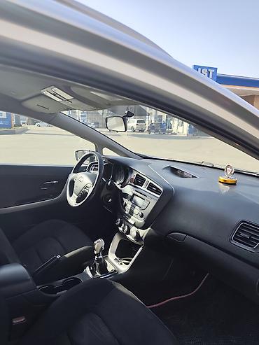 Kia: Kia Ceed: 1.4 l | 2013 il Universal — 6