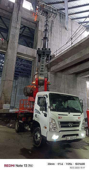 Услуги автокрана: Профессиональные услуги автовышки высотой до 30 метров и общим грузом — 7