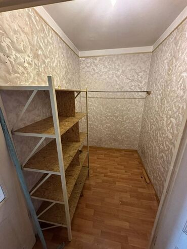 ищу квартиру без хозяина: 3 бөлмө, 58 кв. м, 104-серия, 5 кабат, Косметикалык ремонт