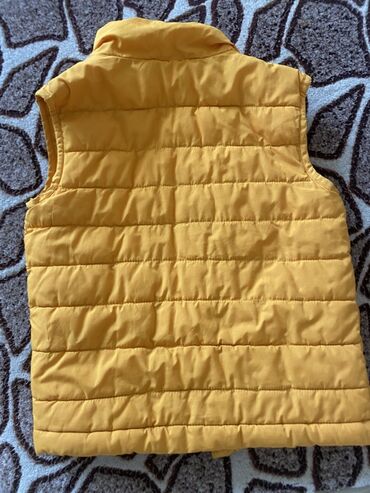 jaketlər instagram: Uşaq üçün qolçuqsuz puff jaket (jilet) – Gymboree - Brend: Gymboree